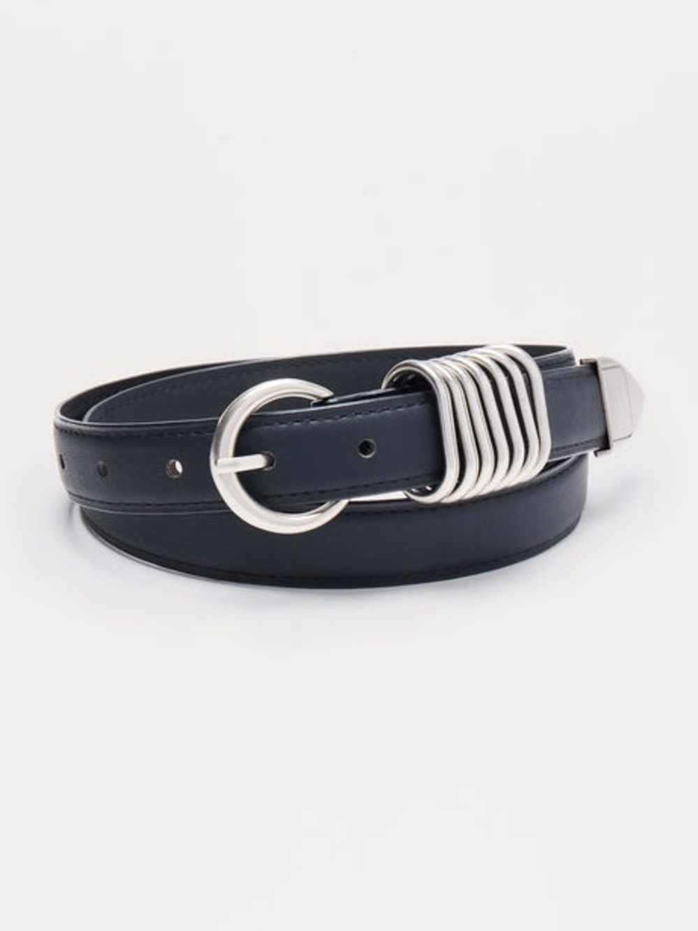 Fashion nova Hardware belt - Picture 3 of 10